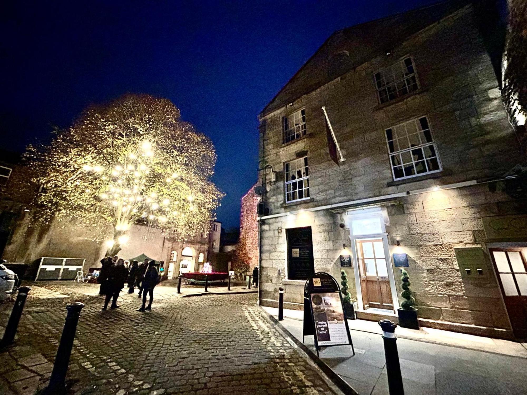 Secret Suites Lancaster Luaran gambar