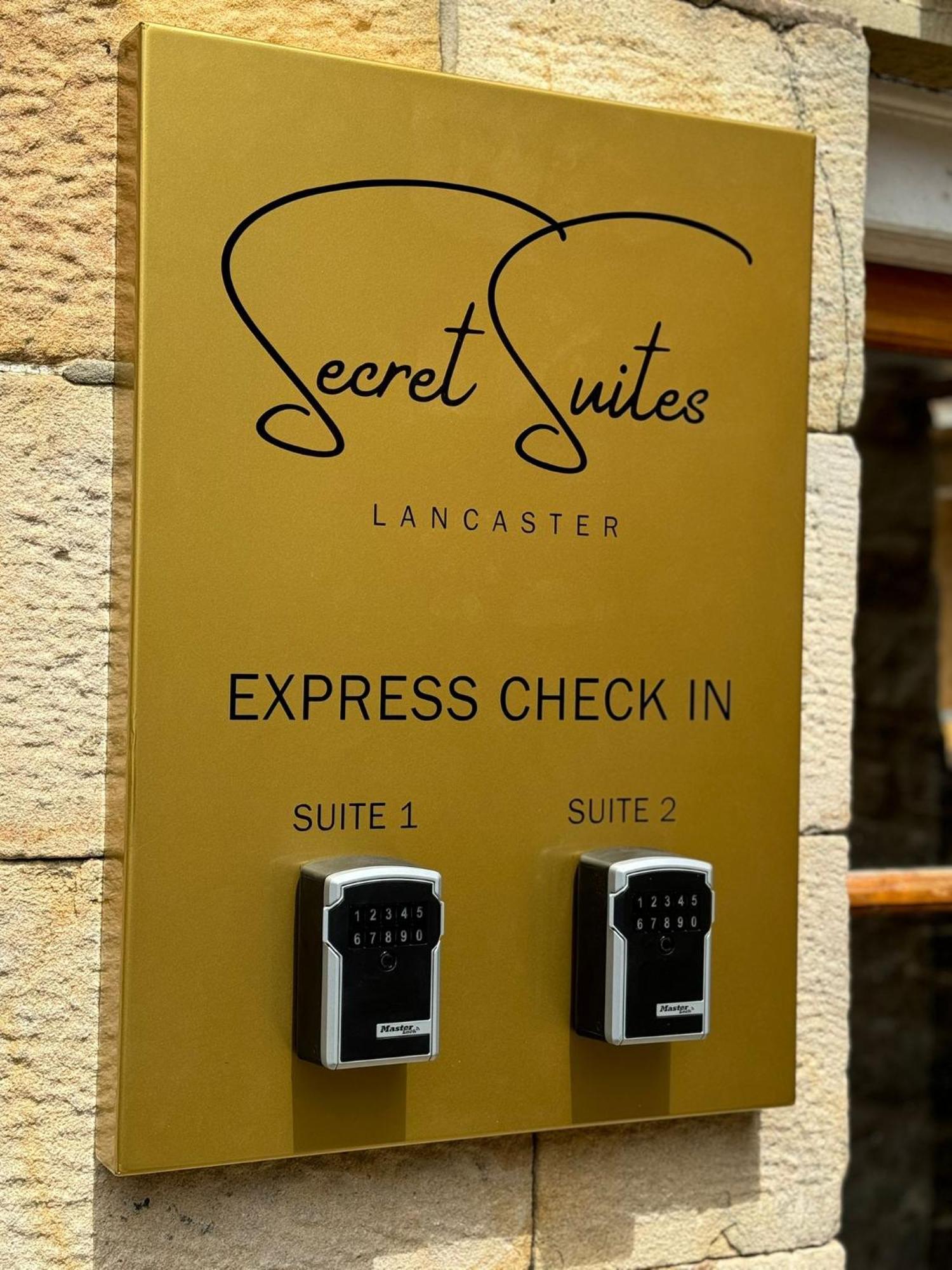Secret Suites Lancaster Luaran gambar