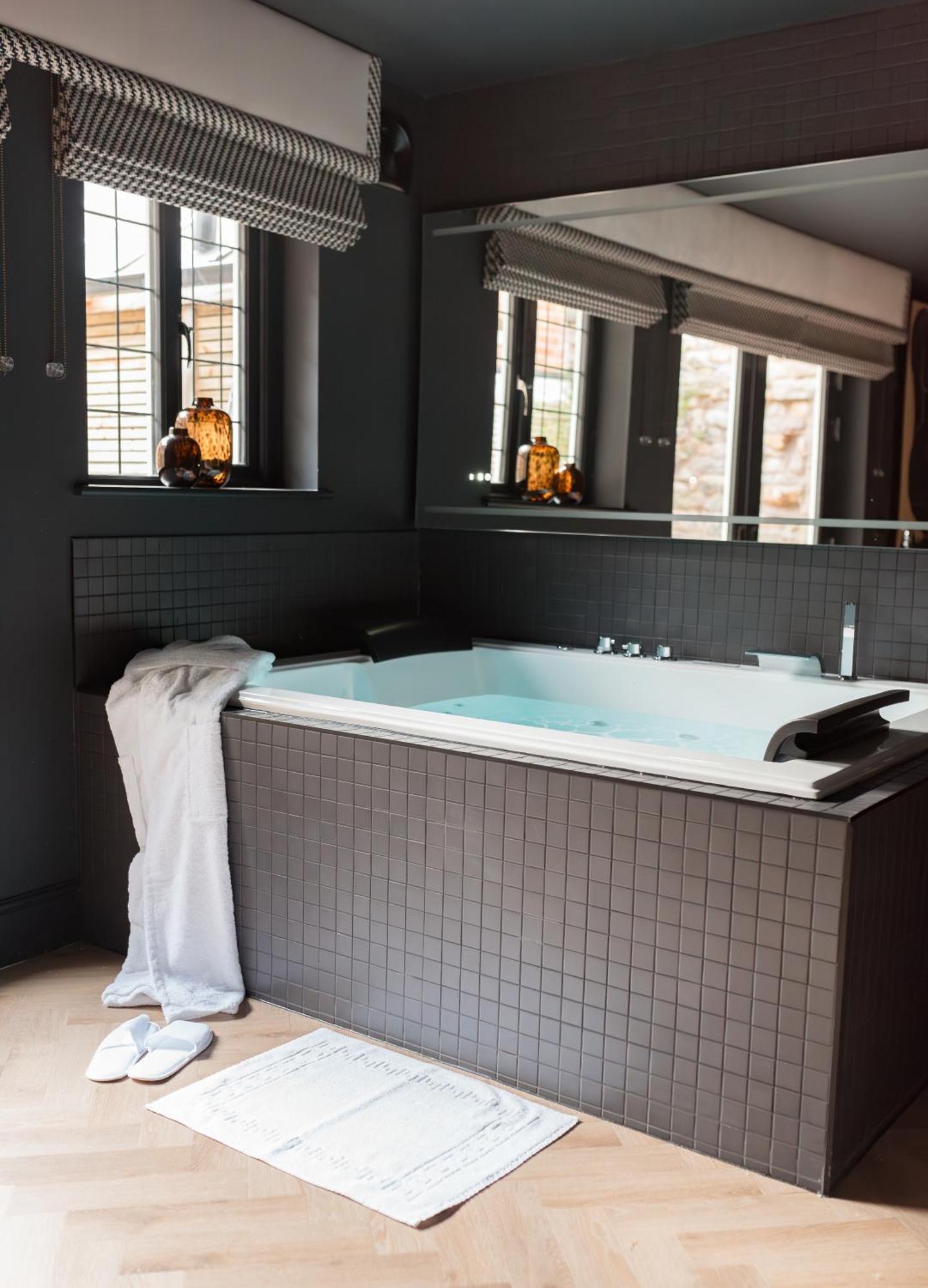 Secret Suites Lancaster Luaran gambar